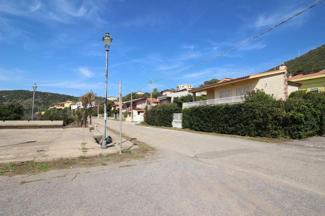 Ampio Appartamento Marina Di أربوس المظهر الخارجي الصورة